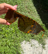 Load image into Gallery viewer, Tesoro