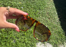 Load image into Gallery viewer, Mi Luz