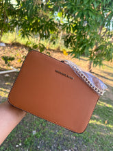 Load image into Gallery viewer, MK Side Bag
