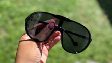 Load image into Gallery viewer, Amor
